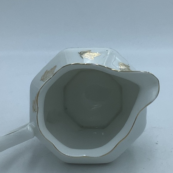 Z. S. & C. Bavaria Holiday Holly Creamer - Picture 8 of 12